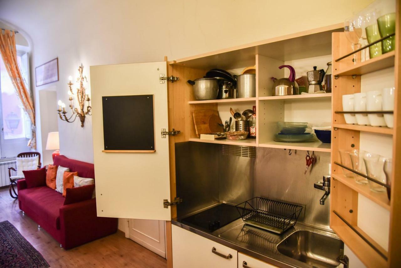 Stylish Apartment In Central Rome "Centro Storico" Exterior photo